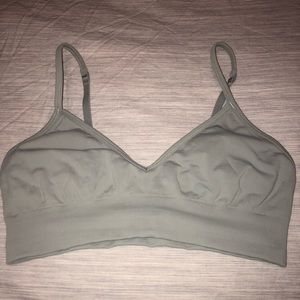Lululemon awakening sports bra